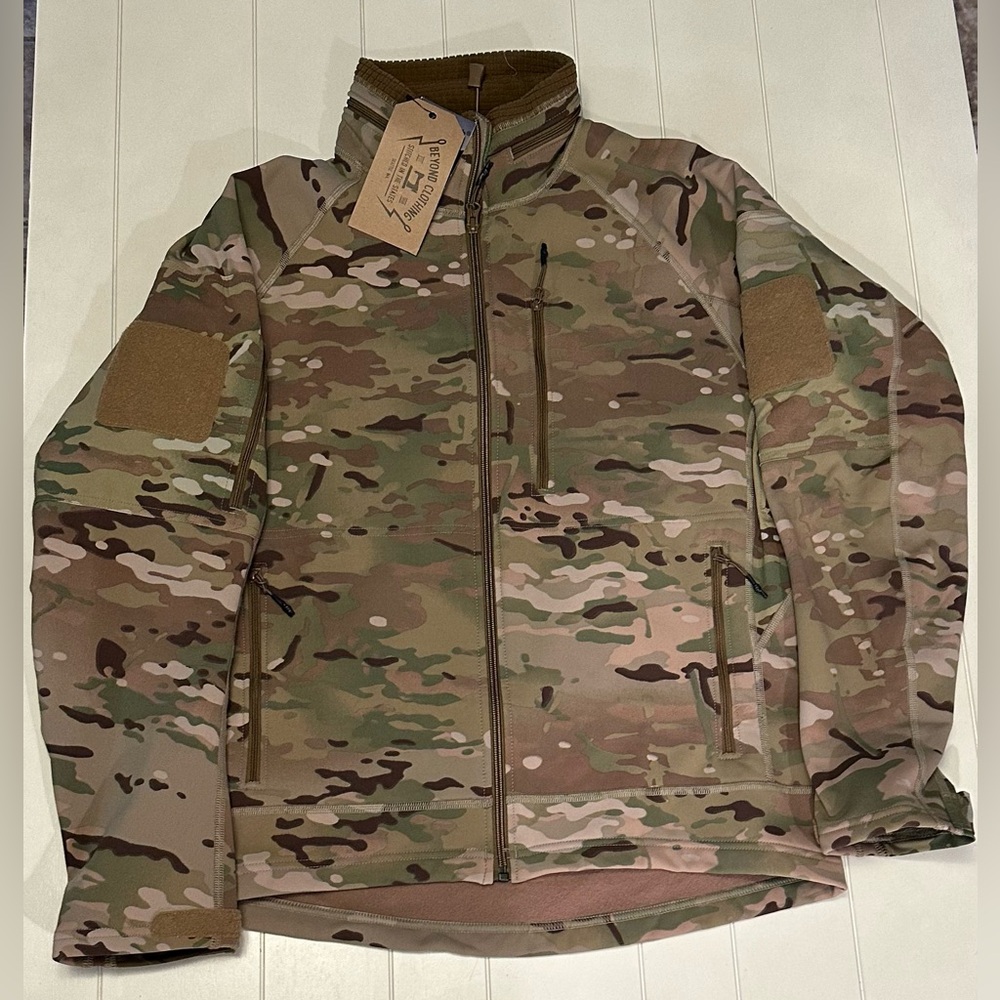 Beyond Clothing
A5 - Rig Softshell Jacket - Vented